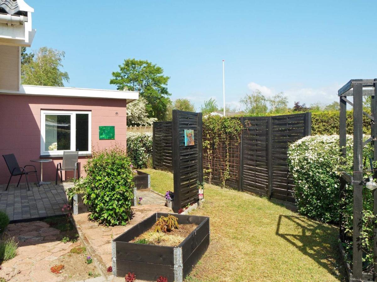 6 Person Holiday Home In Kors R คอร์เซอร์ ภายนอก รูปภาพ